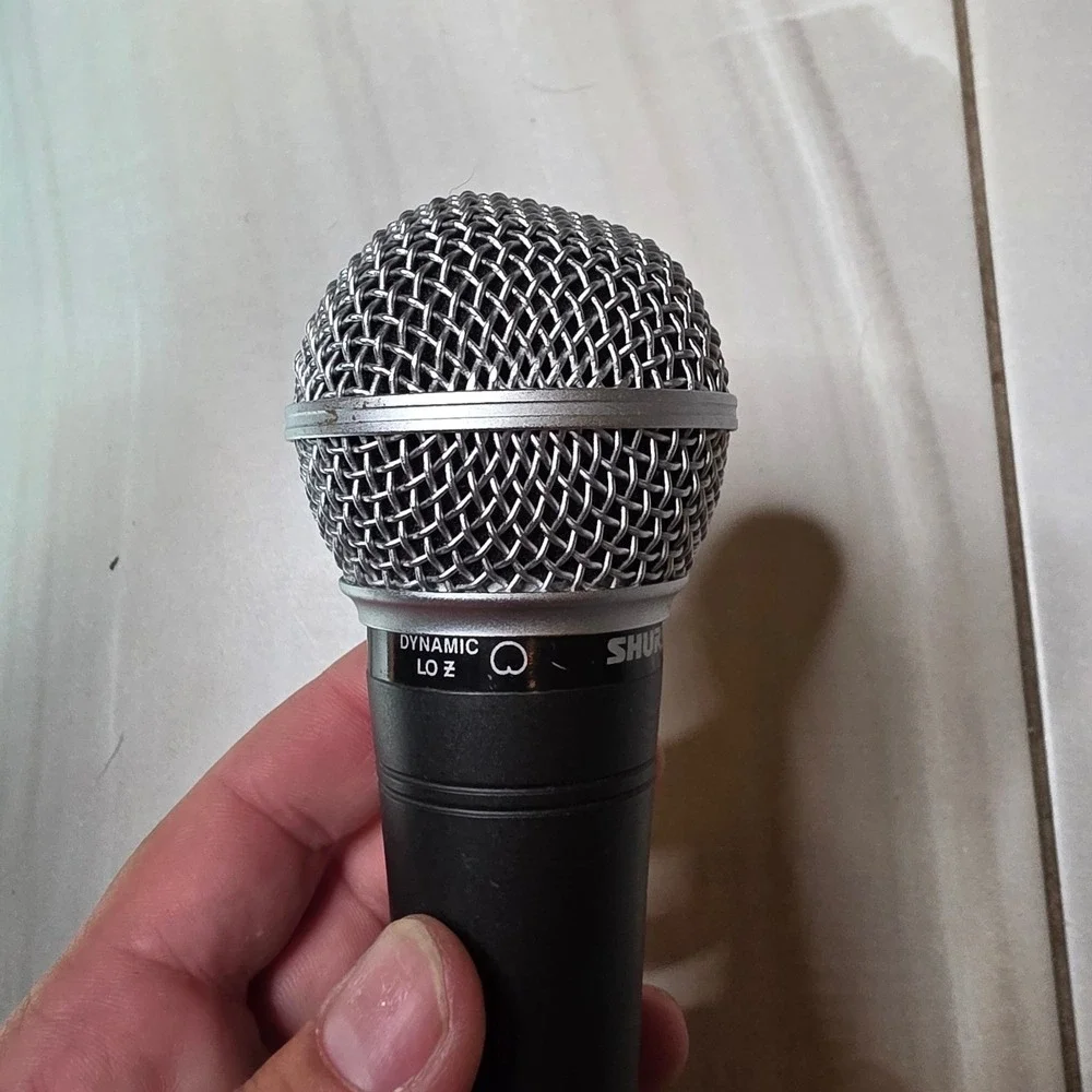 Shure SM48 Dynamic Vocal Microphone Lo-Z Cardioid Handheld Mic Black Silver W2
